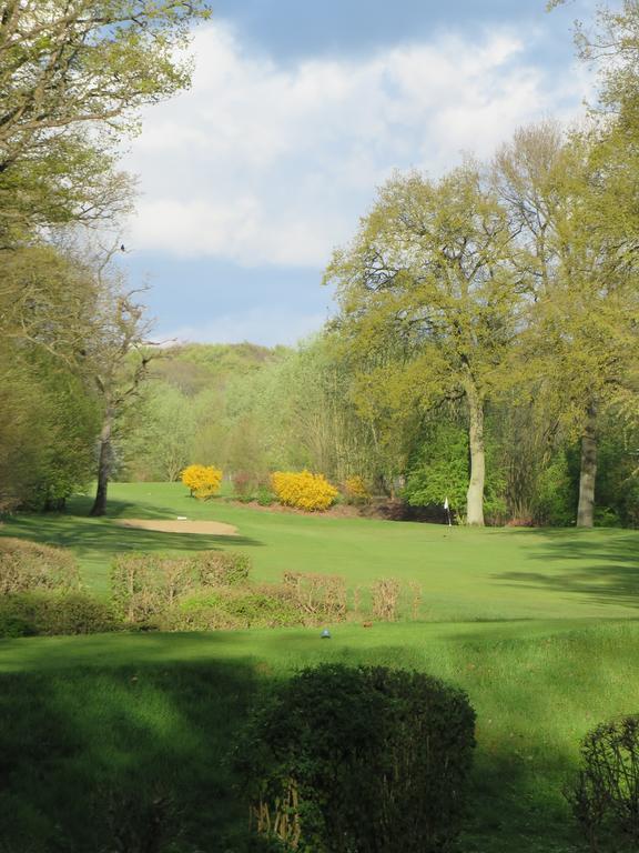 Golf & Hotel De Falnuee Mazy ภายนอก รูปภาพ
